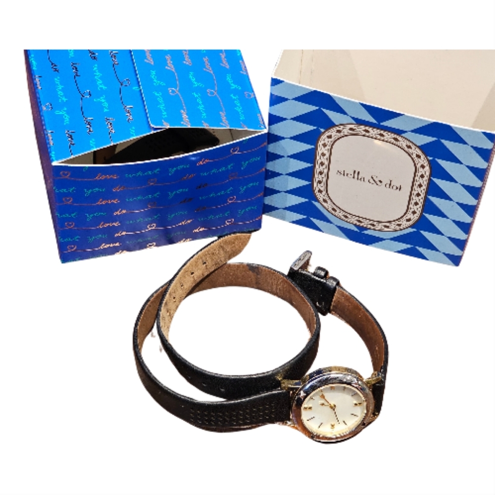 2/$30 🏷 Stella & Dot Black Wrap Watch